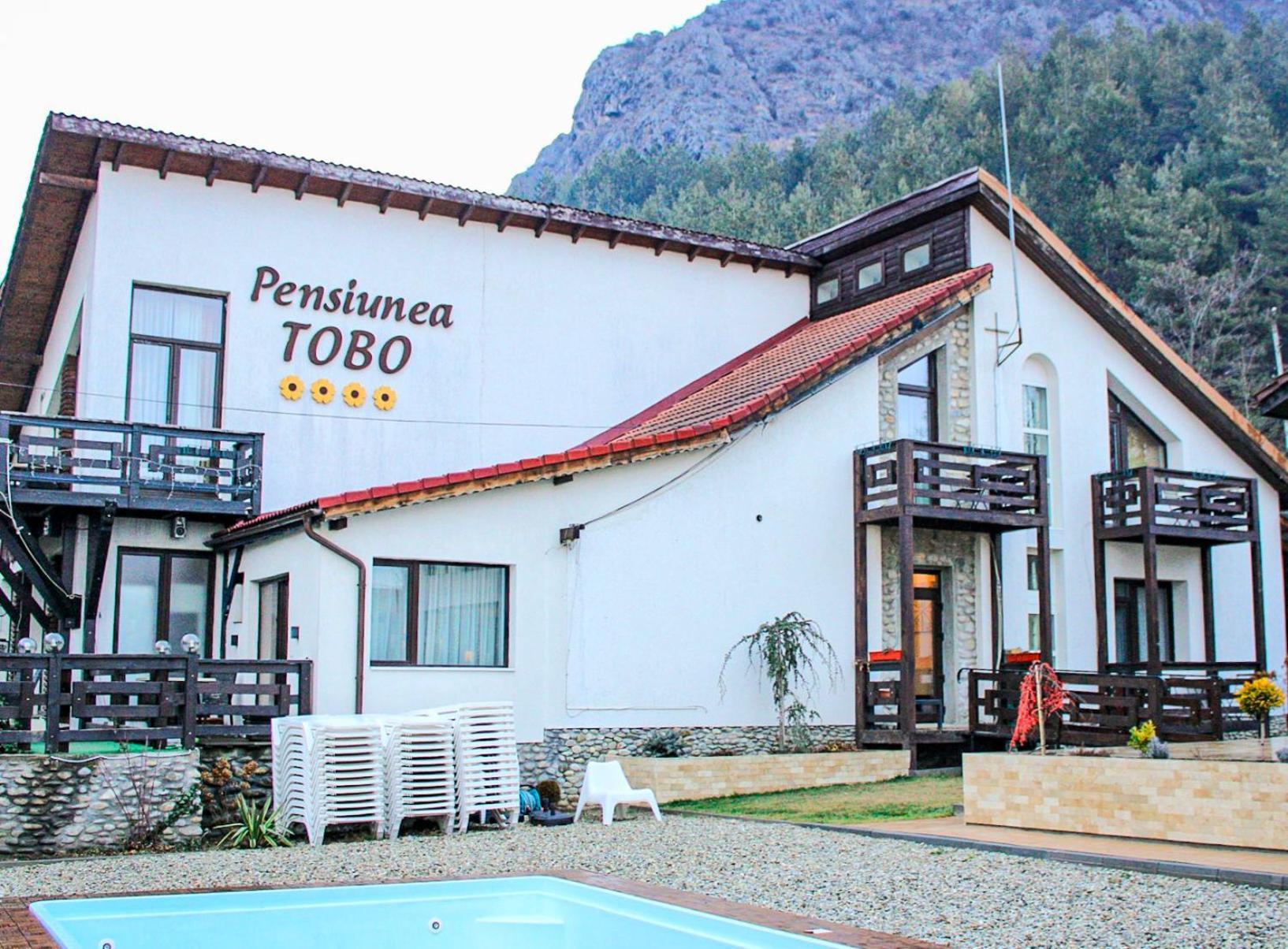 Pensiunea Tobo Baia de Fier Exterior foto